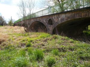 Umgehungsstraße für eine sanierungsbedürftige Brücke bei Pegau